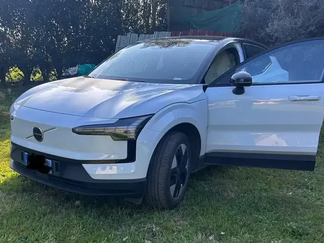 Volvo EX30