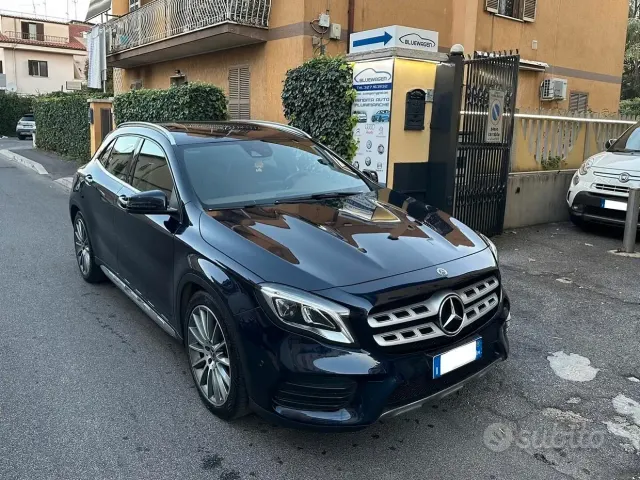Mercedes-Benz GLA (X156)