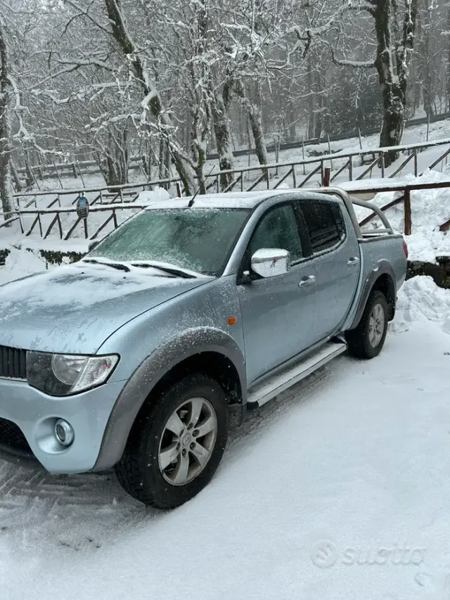 Mitsubishi L200 (2006-2015)