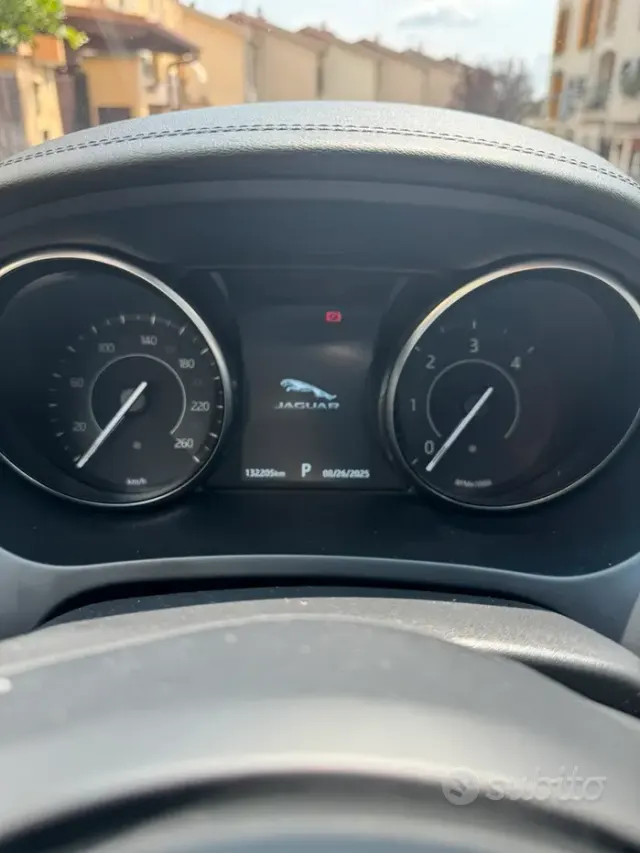 Jaguar E-Pace (X540)