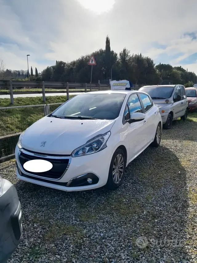 Peugeot 208 1° serie