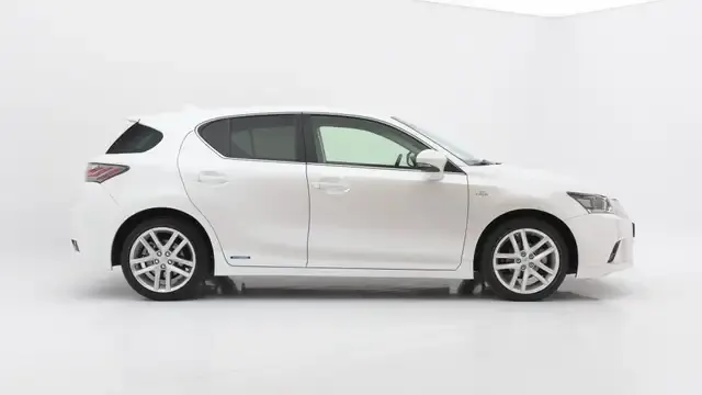 Lexus CT 200h