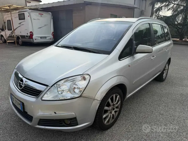 Opel Zafira 2ª serie