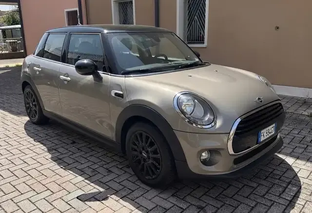 MINI One D