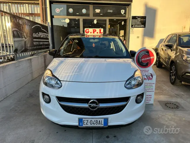 Opel Adam