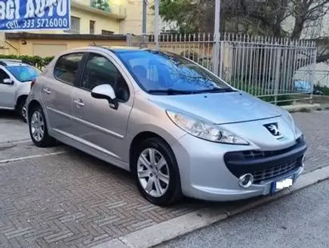 Peugeot 207