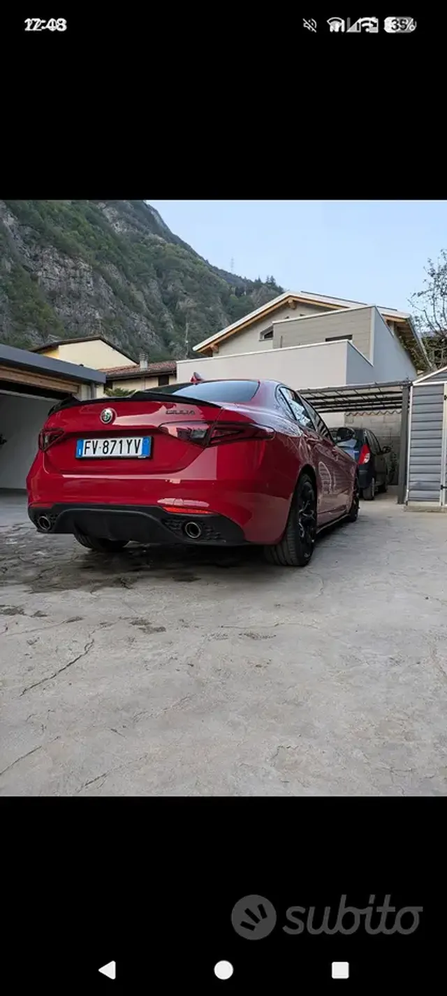 Alfa Romeo Giulia (2016)