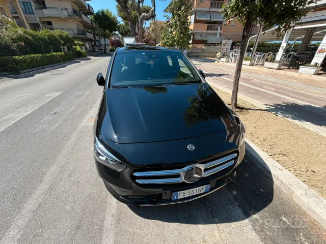 Mercedes-Benz Classe B (W247)