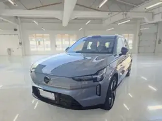Volvo EX90