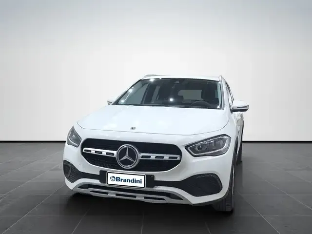 Mercedes-Benz GLA 180