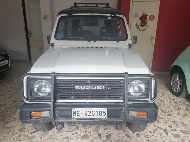 Suzuki SJ 413