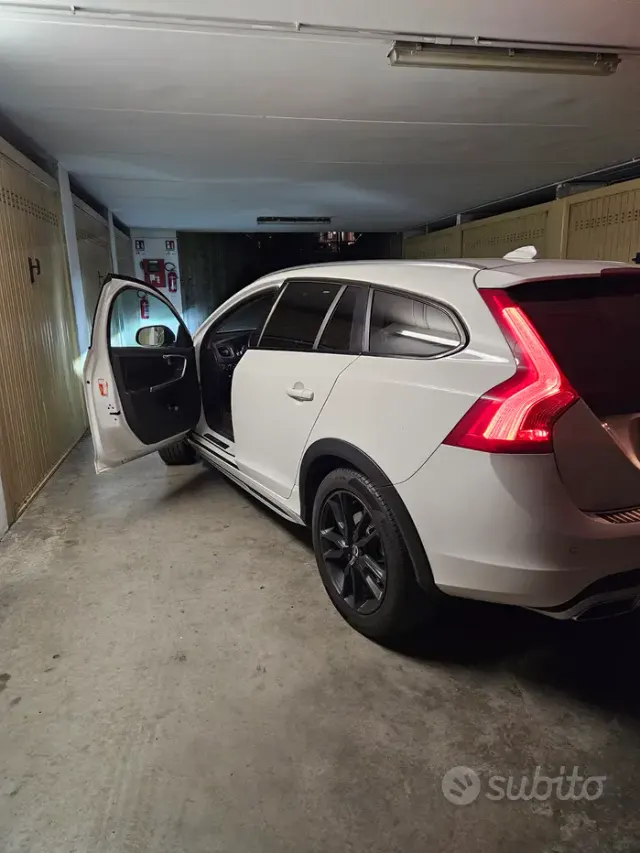 Volvo V60 CC (2015-2018)