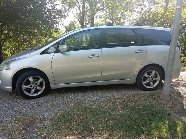 Mitsubishi Grandis