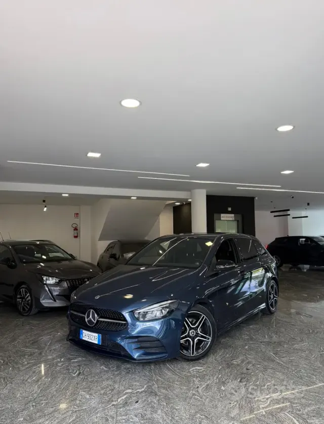 Mercedes-Benz Classe B (W247)