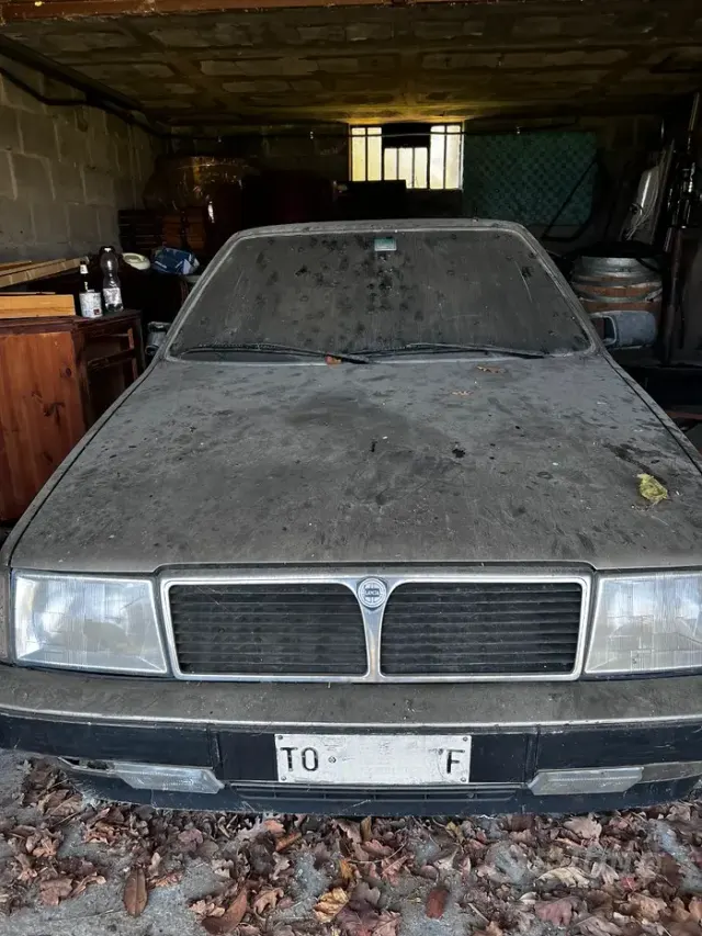 Lancia Thema