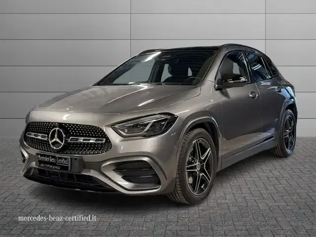 Mercedes-Benz GLA 180