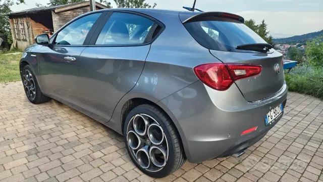 Alfa Romeo Giulietta (2010-21)