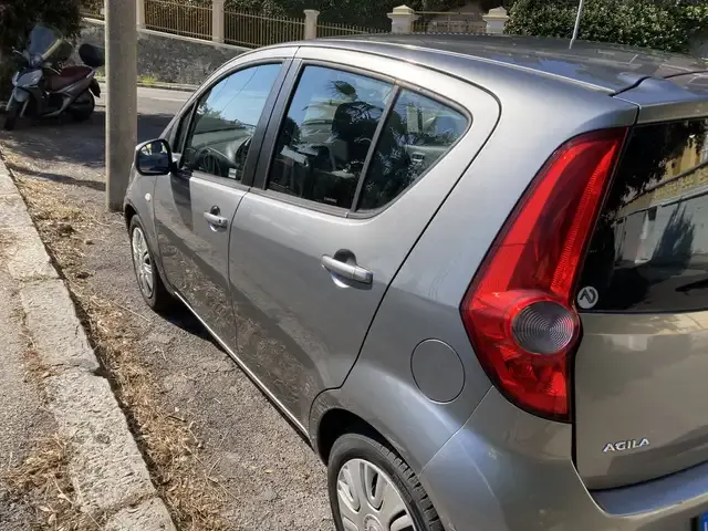 Opel Agila
