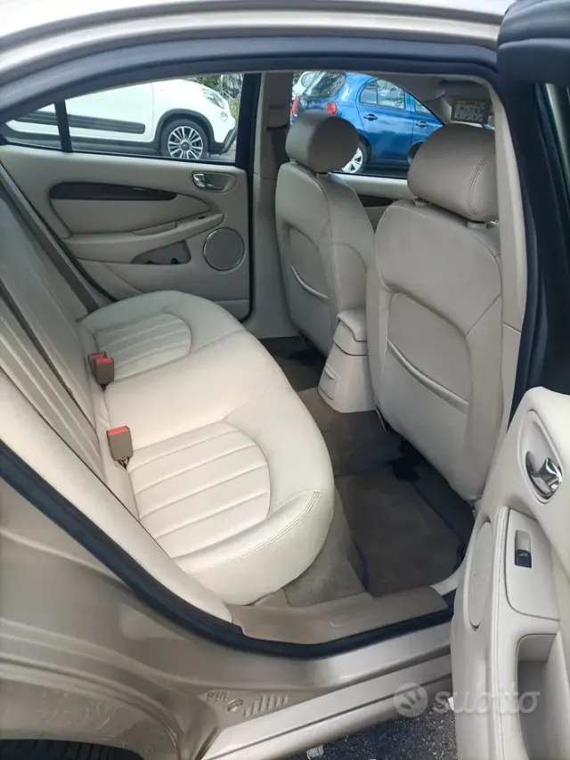 Jaguar X-Type X400/6/7/8/9