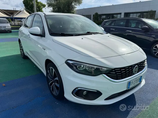 Fiat Tipo (2015-->)
