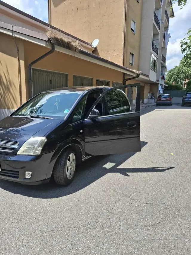 Opel Meriva 2ª serie