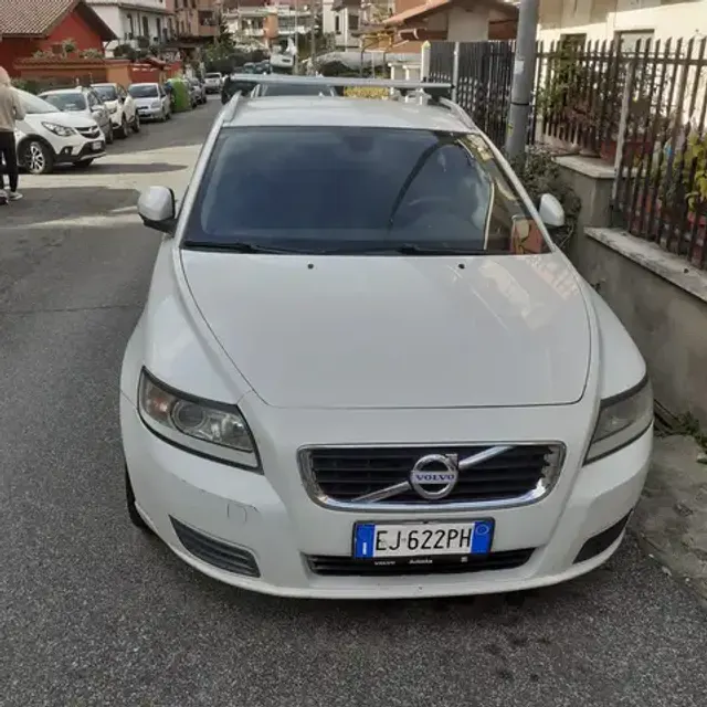 Volvo V50