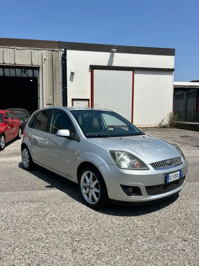 Ford Fiesta 5ª serie