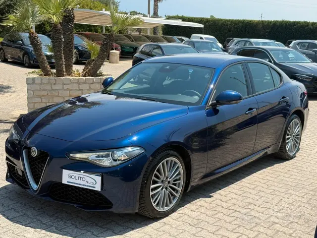 Alfa Romeo Giulia (2016)