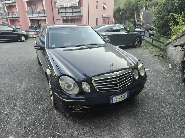 Mercedes-Benz E 270