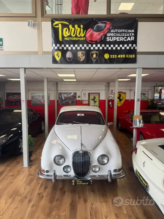 Jaguar S-Type (X204)