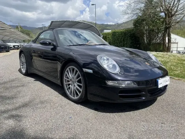Porsche 911 (996)