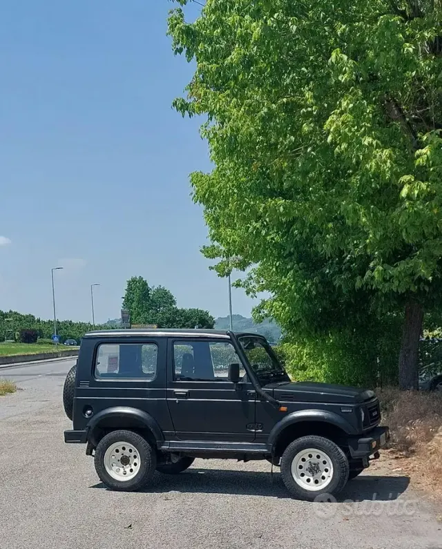 Suzuki SJ400/Samurai