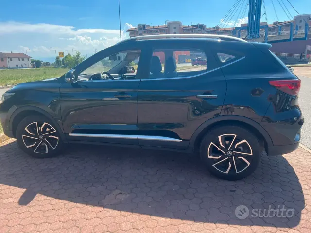 MG ZS (2024-->)