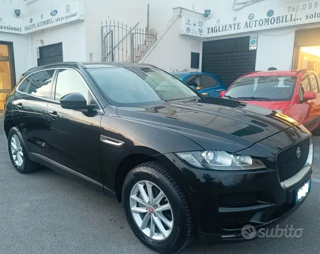 Jaguar F-Pace (X761)