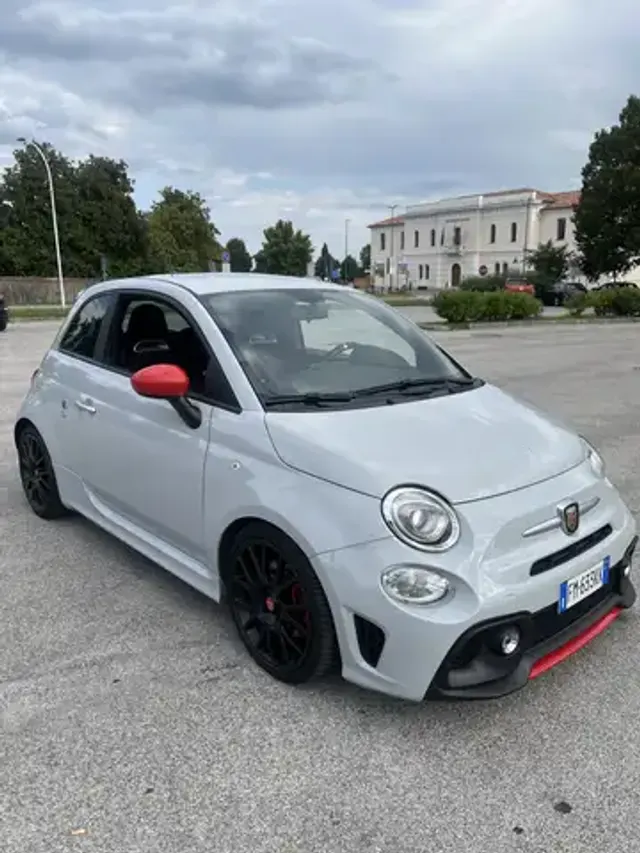 Abarth 595 Pista