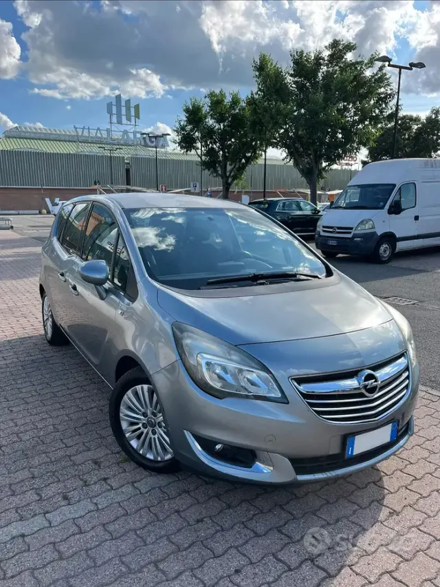 Opel Meriva 2ª serie