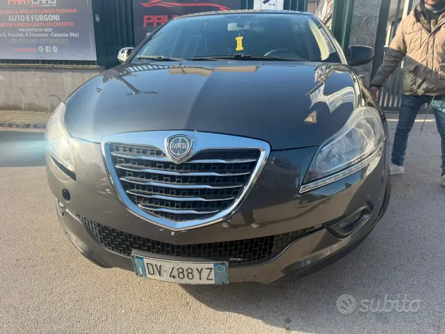 Lancia Delta (2008-2015)
