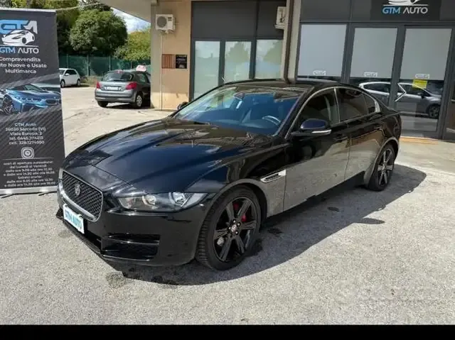 Jaguar XE