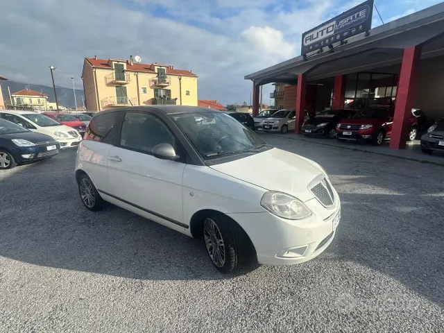 Lancia Ypsilon 2ª serie
