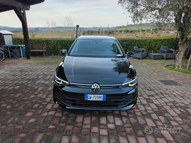 Volkswagen Golf 8ª serie