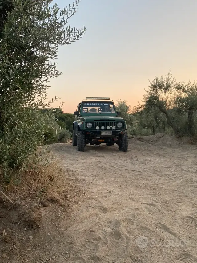 Suzuki SJ400/Samurai