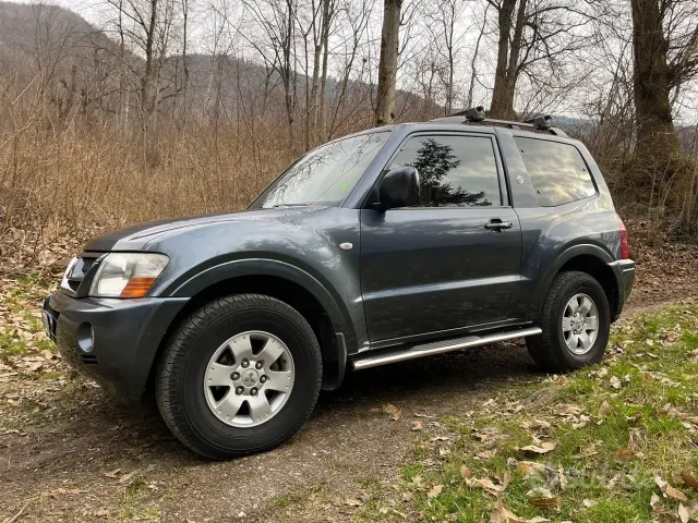 Mitsubishi Pajero (2000-2007)