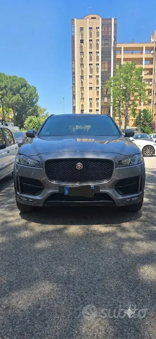 Jaguar F-Pace (X761)