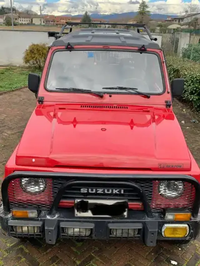 Suzuki SJ Samurai