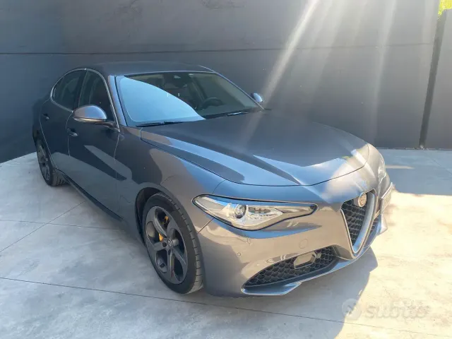 Alfa Romeo Giulia (2016)