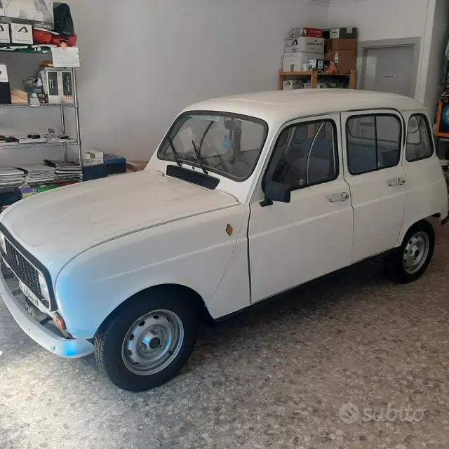 Renault 4