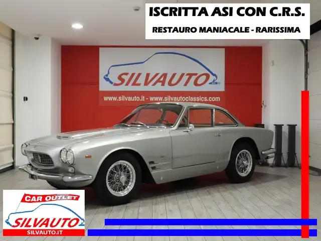 Maserati Bora