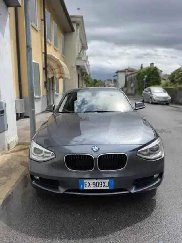 BMW 118