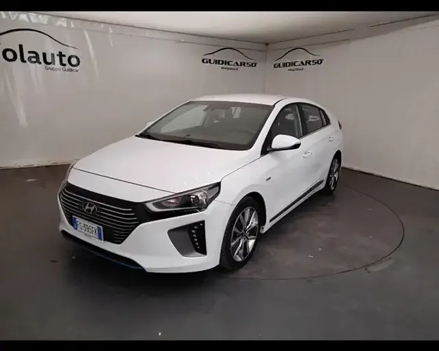 Hyundai IONIQ