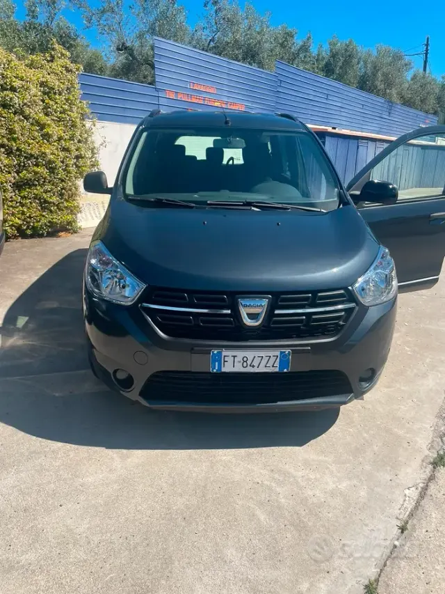 Dacia Lodgy